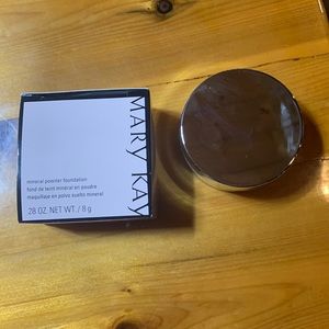 NIB Mary Kay Mineral Powder Foundation Beige .5 Discontinued .28oz